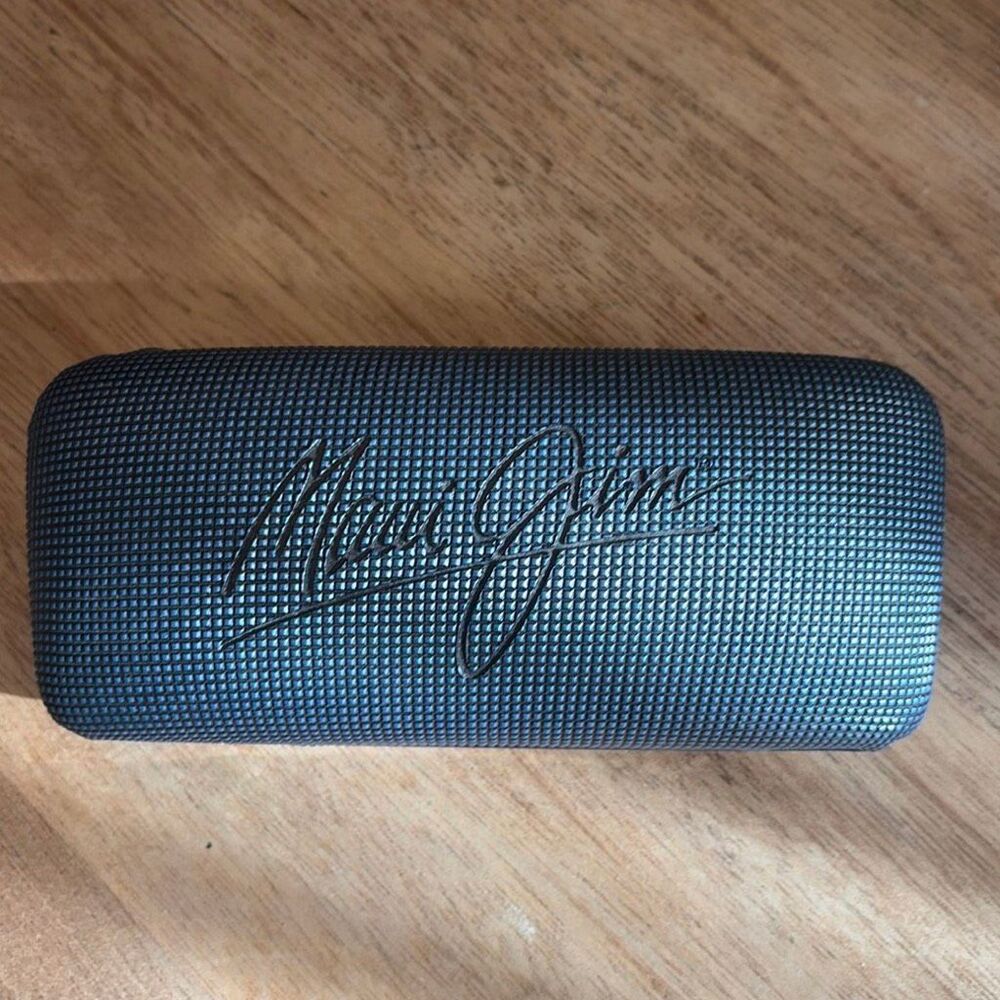 Maui Jim Hard large clamshell eyeglass sunglass case navy blue
